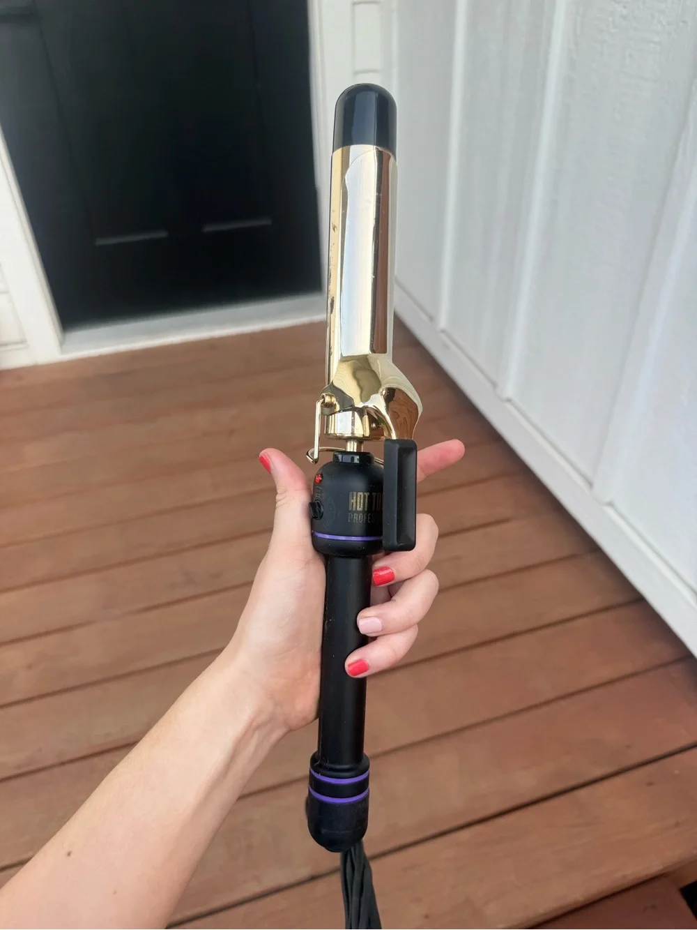 Gold and Black Curling Iron - Salon-Style Hair Wand